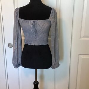 Wilfred Aritzia sheer gray smocked puff sleeve crop top size XS